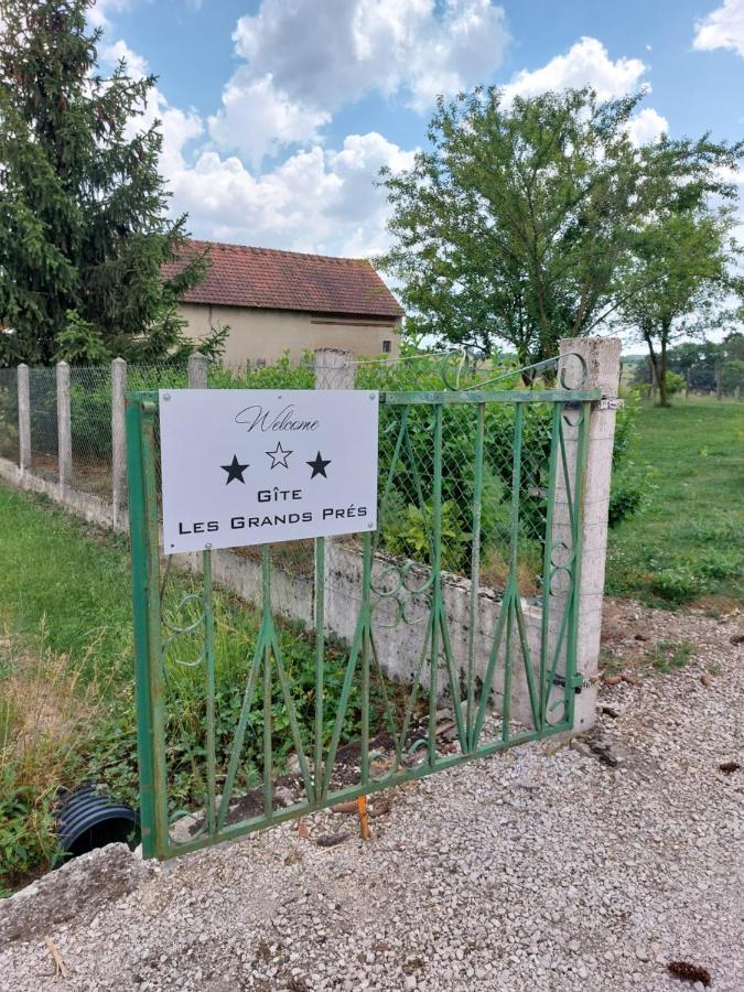 Gite Les Grands Pres Frontenard Exterior photo